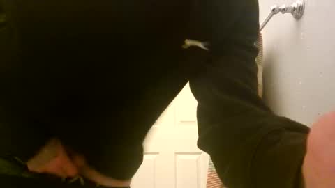 Snapshot of assguyxl chatting on 12/28/24, 05:25 assguyxl online show from 12/28/24, 05:25