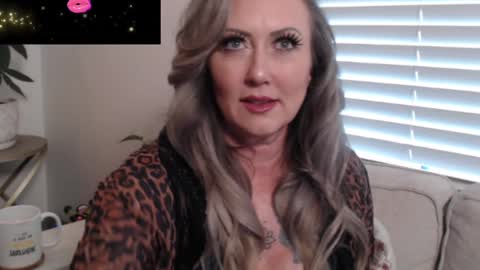 ASSleigh Abbott online show from 01/24/25, 06:35