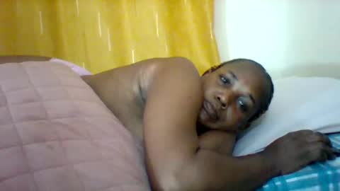 FLORAH DANIEL online show from 02/18/25, 03:21