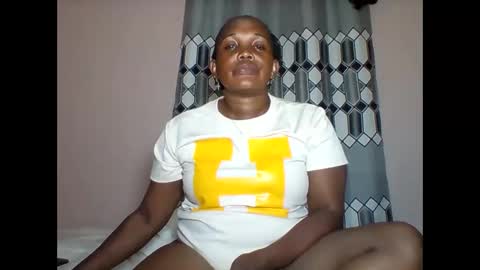 FLORAH DANIEL online show from 11/17/25, 06:24