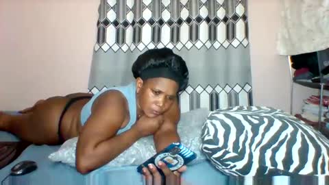 FLORAH DANIEL online show from 04/16/26, 10:12