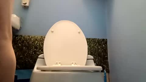 Snapshot of assthriller8675 chatting on 10/02/25, 11:28 assthriller8675 online show from 10/02/25, 11:28