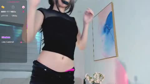 Assuri online show from 07/11/26, 01:52