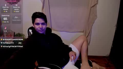 Asta Kuno online show from 12/17/25, 03:45