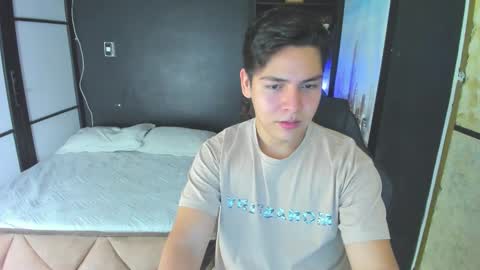 astablack_ online show from 09/10/25, 04:01