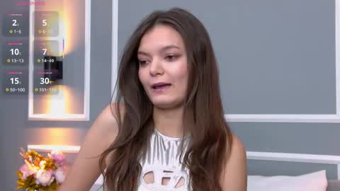 Snapshot of asterquinn chatting on 09/25/25, 03:49 Aster Quinn online show from 09/25/25, 03:49