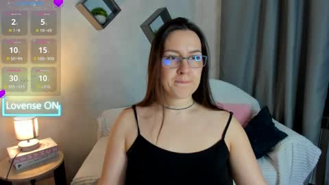 Snapshot of asti_bubbles chatting on 04/08/26, 01:49 Asti online show from 04/08/26, 01:49