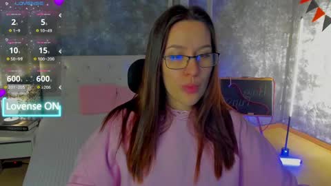 Snapshot of asti_bubbles chatting on 04/21/26, 12:56 Asti online show from 04/21/26, 12:56