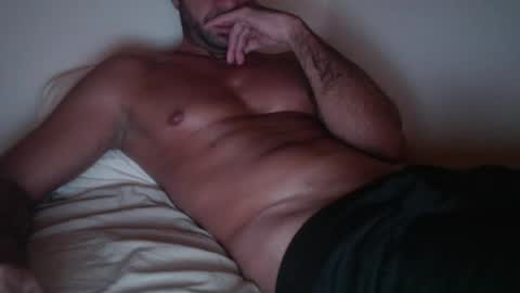 Aston online show from 08/01/26, 06:29