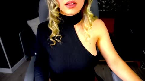 Asta online show from 12/15/24, 02:37