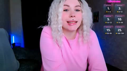 Snapshot of astrea_sensual chatting on 11/22/25, 12:37 Astrea or just Asti NUDE SHOW ONLY IN PREMIUM PVT online show from 11/22/25, 12:37