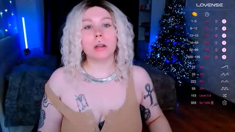 Snapshot of astrea_sensual chatting on 12/17/25, 07:42 Astrea or just Asti NUDE SHOW ONLY IN PREMIUM PVT online show from 12/17/25, 07:42