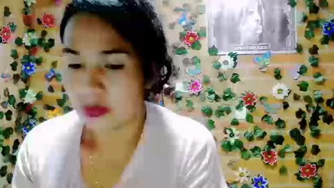 astrid_hauser66 online show from 09/17/25, 04:03