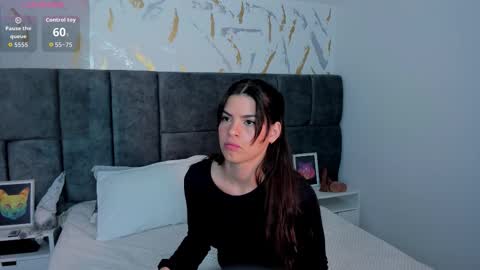 astrid_velle online show from 12/21/25, 04:30