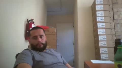 Snapshot of astro_boy_01 chatting on 10/21/25, 08:42 astro_boy_01 online show from 10/21/25, 08:42