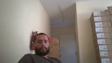 Snapshot of astro_boy_01 chatting on 10/25/25, 02:56 astro_boy_01 online show from 10/25/25, 02:56