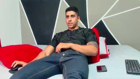 Astrom model independent online show from 01/19/25, 01:32