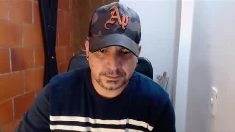 Snapshot of astton_nick chatting on 01/30/25, 03:00 Nick Astton online show from 01/30/25, 03:00