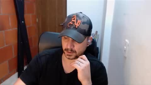 Snapshot of astton_nick chatting on 02/11/25, 04:22 Nick Astton online show from 02/11/25, 04:22