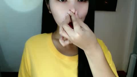 asuna_charming online show from 12/15/25, 05:23