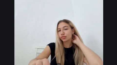 Diana online show from 10/20/25, 08:37