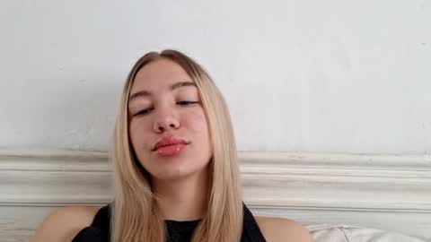 Diana online show from 10/29/25, 10:06