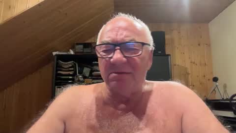 asusandy online show from 09/24/25, 11:19