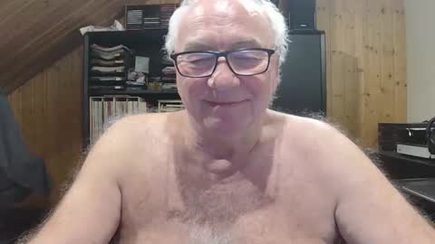 asusandy online show from 02/10/26, 12:15