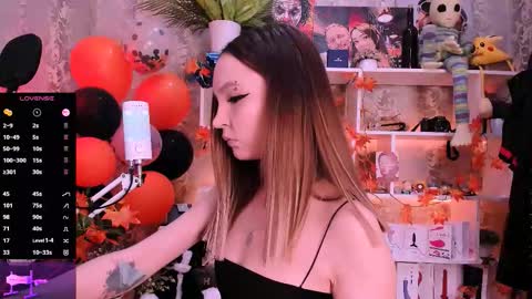 Snapshot of asya_sweet_ chatting on 11/10/25, 05:56 Anastasia online show from 11/10/25, 05:56