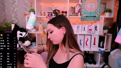 Snapshot of asya_sweet_ chatting on 11/30/25, 01:48 Anastasia online show from 11/30/25, 01:48