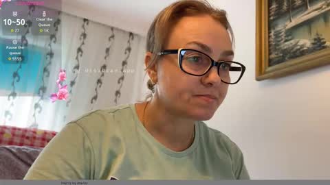 Snapshot of atanasiaxxx chatting on 10/29/25, 12:51 Atanasia online show from 10/29/25, 12:51