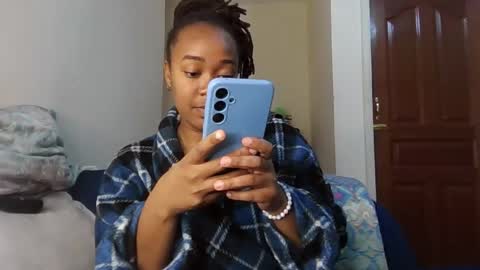 Snapshot of atara_seren chatting on 06/08/26, 01:44 atara_seren online show from 06/08/26, 01:44