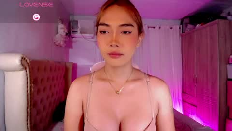 Sam online show from 07/24/26, 07:01