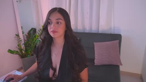 atena676 online show from 09/16/25, 01:39