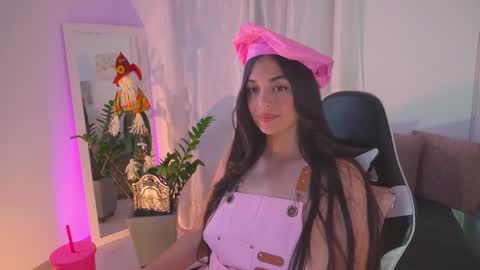 atena676 online show from 10/31/25, 02:56