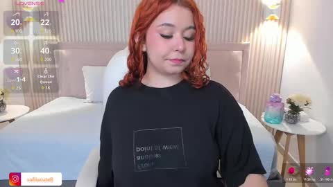 sofia online show from 12/17/25, 02:23