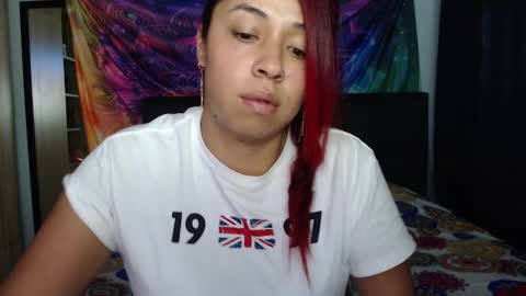 Snapshot of atena_messy chatting on 10/22/25, 10:42 atena messy online show from 10/22/25, 10:42