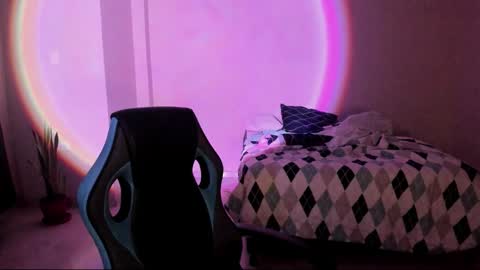 Snapshot of atenas__05 chatting on 11/22/25, 09:30 atenas online show from 11/22/25, 09:30