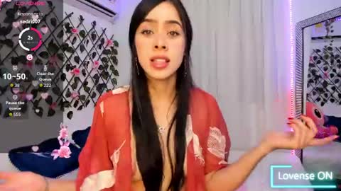 Snapshot of atenea_kros chatting on 06/12/26, 10:19 Atenea online show from 06/12/26, 10:19