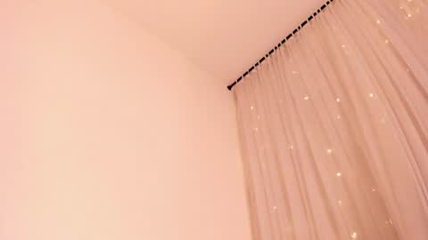 atenea lux online show from 06/10/26, 06:56