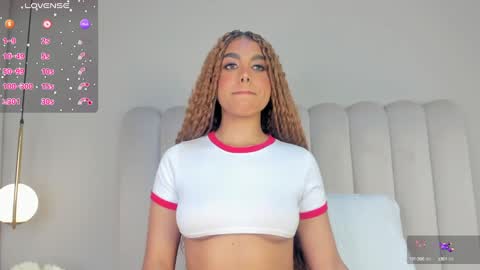 ATENEA ROBERTS Sofia online show from 02/07/25, 11:12