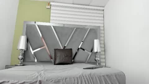 atenea online show from 06/30/26, 04:02