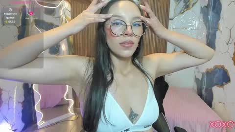 Snapshot of athenaa_tay chatting on 04/01/26, 03:40 Atenea online show from 04/01/26, 03:40