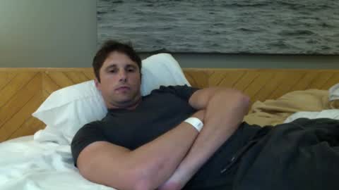 Snapshot of athleteguy55555 chatting on 12/06/24, 02:24 tommycb55555 online show from 12/06/24, 02:24