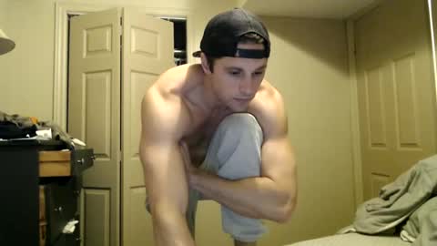 Snapshot of athleteguy55555 chatting on 03/03/25, 03:30 tommycb55555 online show from 03/03/25, 03:30