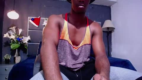 Snapshot of athleticbig_cock chatting on 12/21/25, 01:46 ATHLETIC COCK online show from 12/21/25, 01:46