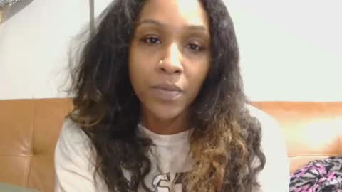 AtirahCali online show from 09/19/25, 05:02