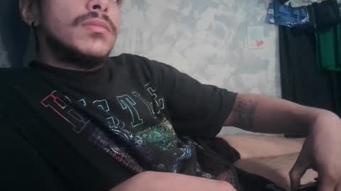 Snapshot of atmorin01 chatting on 10/05/25, 08:56 Atmarin199 aka Dre online show from 10/05/25, 08:56