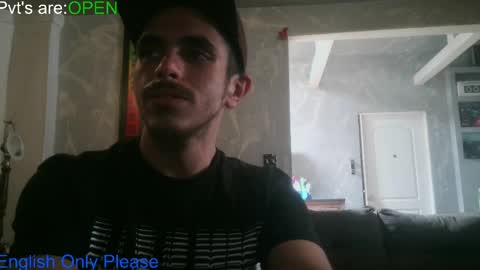 Snapshot of atmorin01 chatting on 04/01/26, 08:17 Atmarin199 aka Dre online show from 04/01/26, 08:17