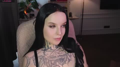 online every day between 10am-23pm online show from 06/25/26, 06:07